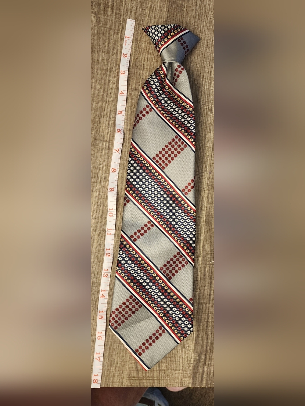 jcpenney Silver Tie with Red and Whit Diagonal Pattern. Clip On.